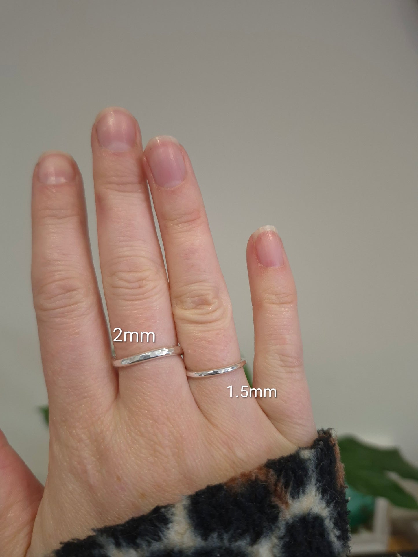 Leaf wraparound ring