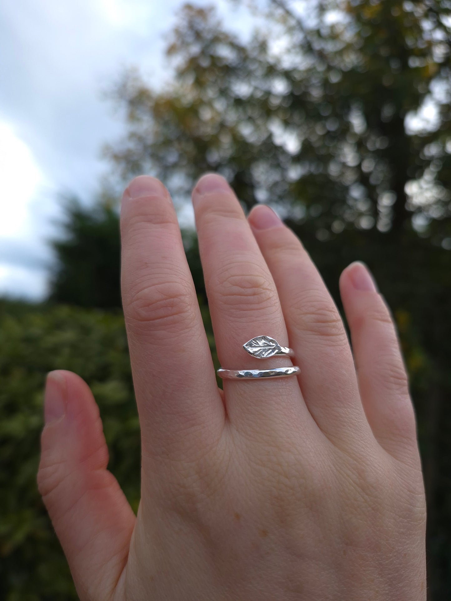 Leaf wraparound ring