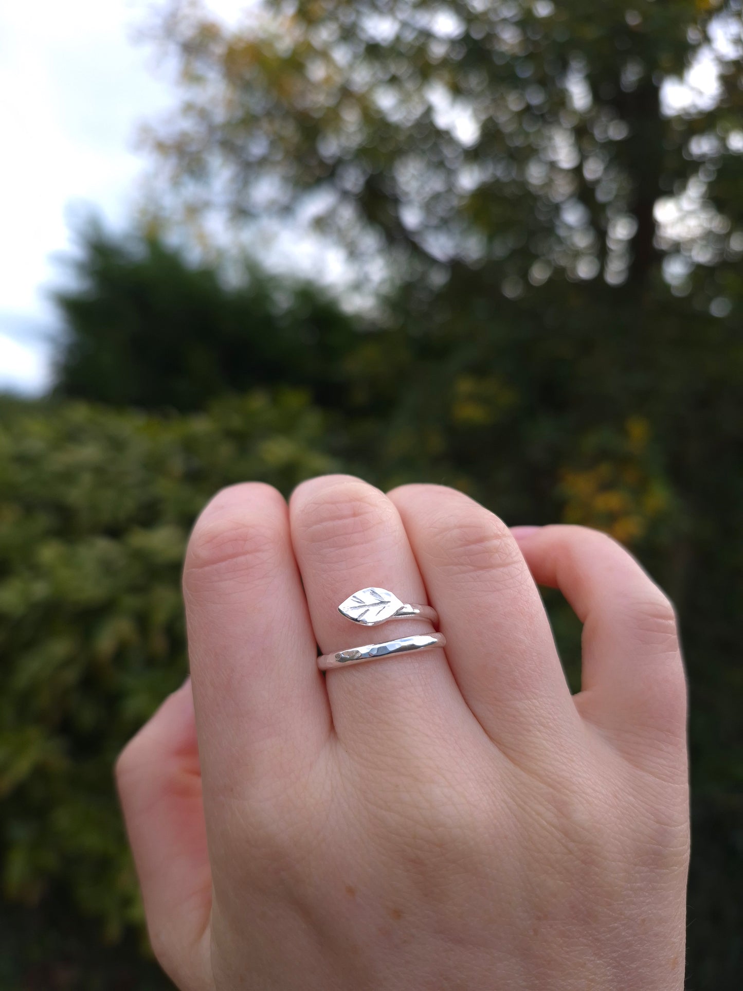 Leaf wraparound ring