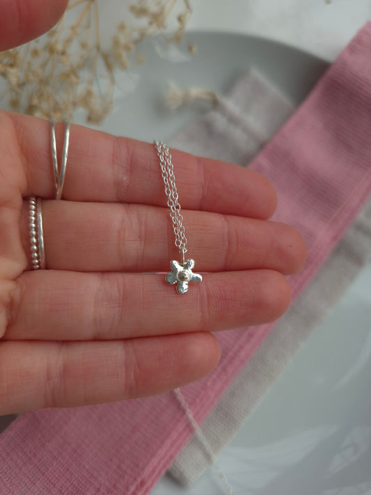 Dainty flower necklace (one available)