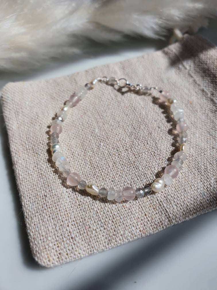 Mixed beaded gemstone bracelet