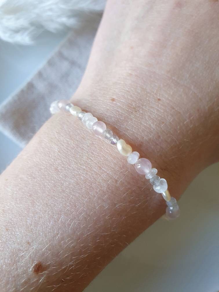 Mixed beaded gemstone bracelet