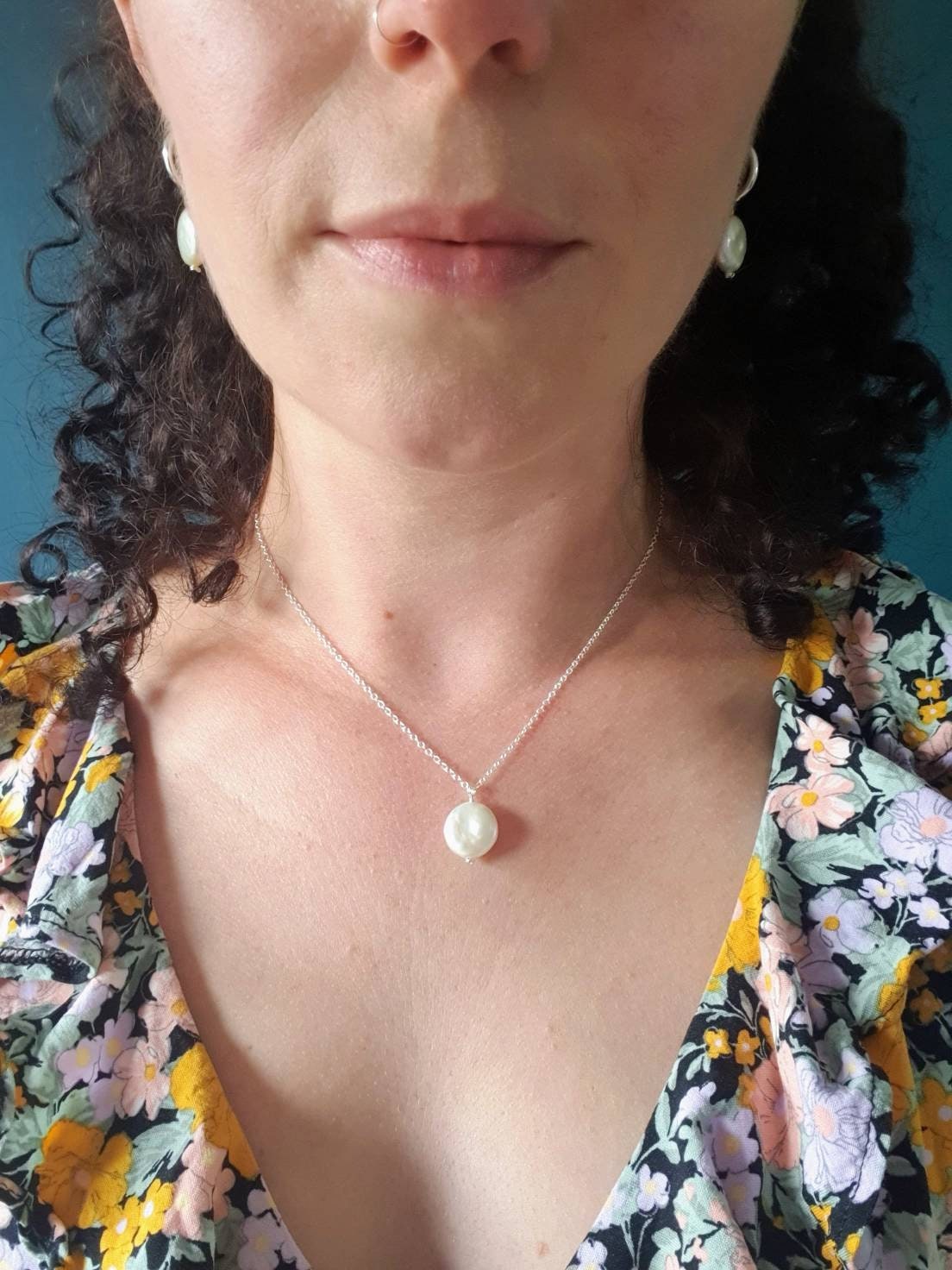 Handmade dainty bridal pearl necklace for wedding