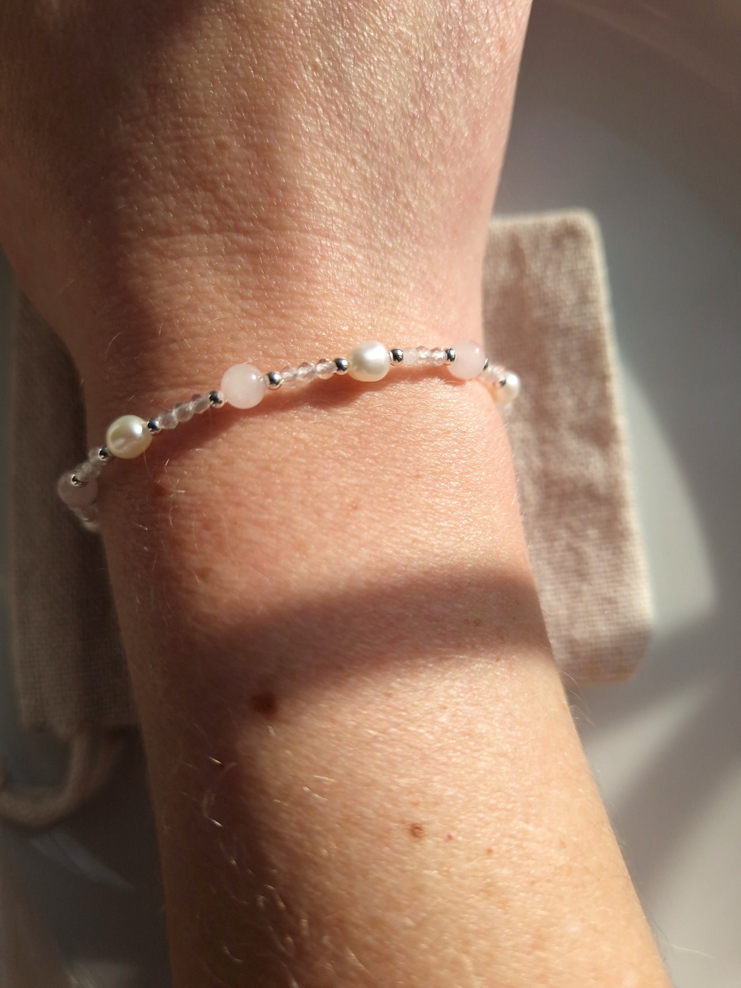 genuine rose quartz and freshwater pearl bracelet