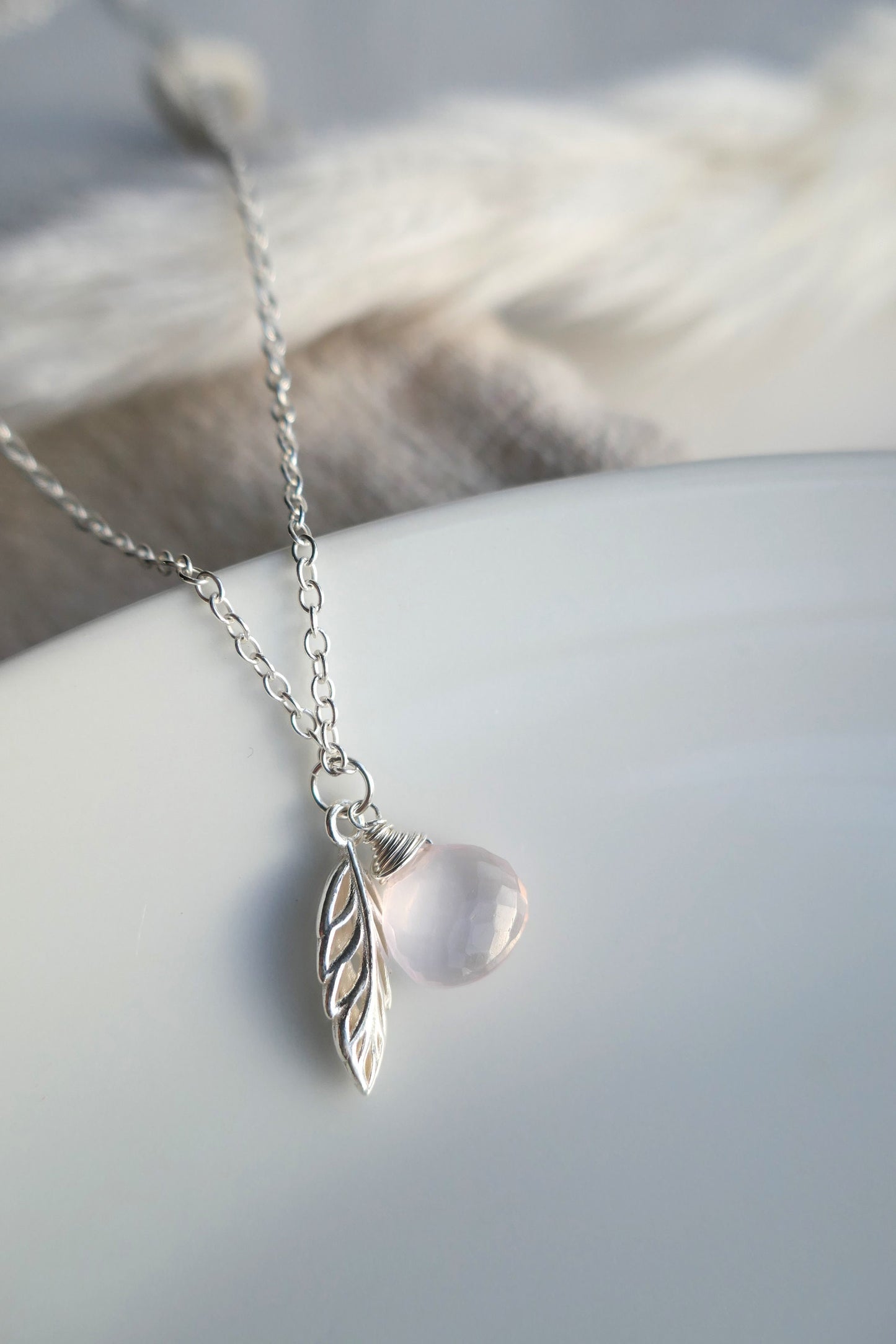 Small crystal necklace with 925 sterling silver
