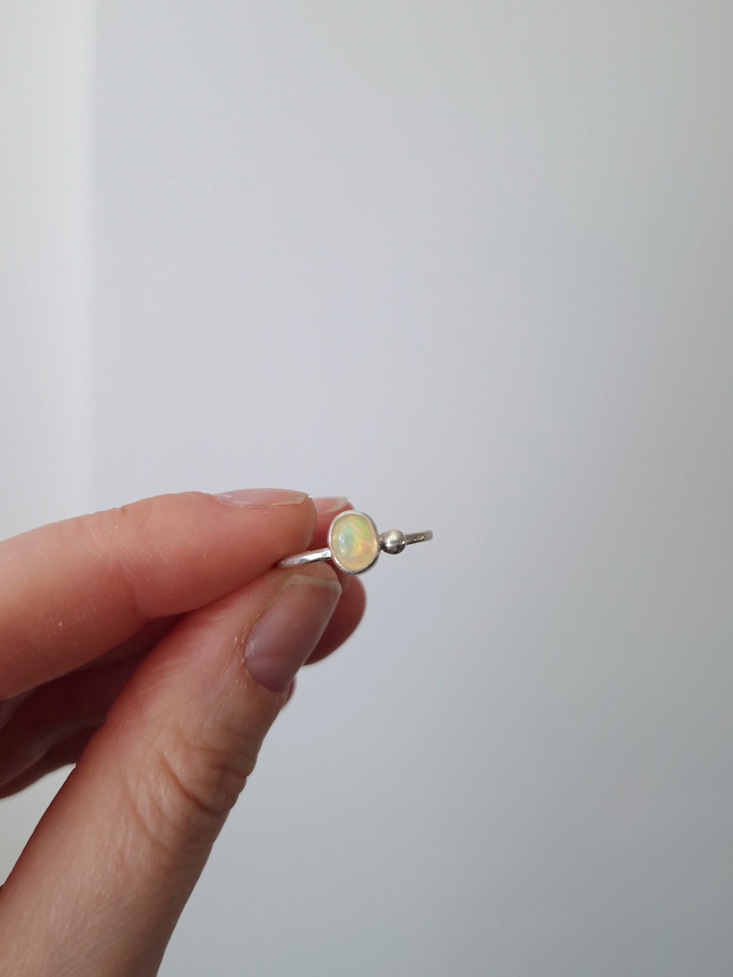 oval opal and 925 sterling silver ring