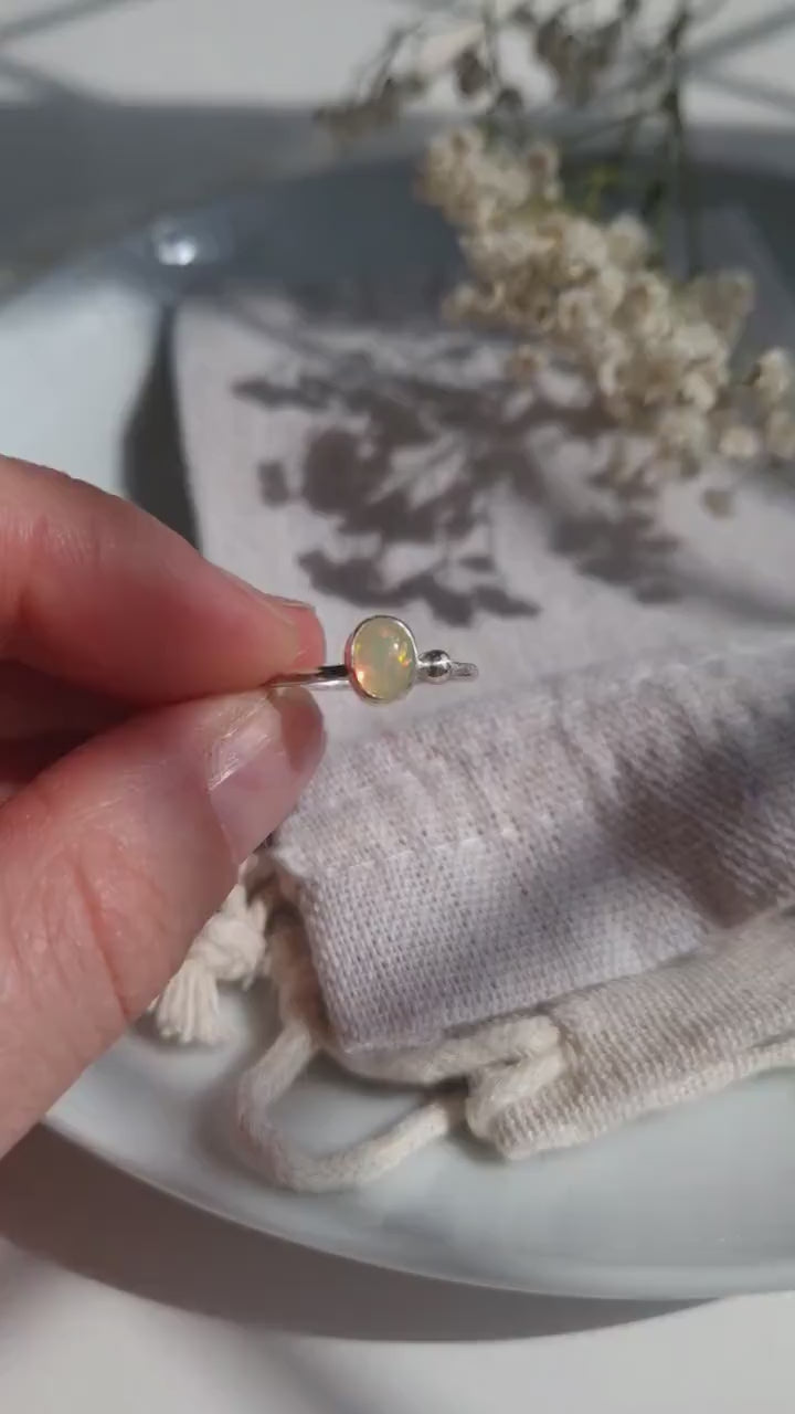 Ethiopian opal sterling silver ring size M | Handmade opal ring with granulation in recycled sterling silver | One of a kind opal ring