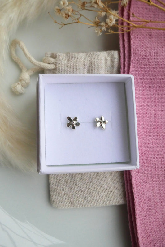 Dainty flower stud earrings